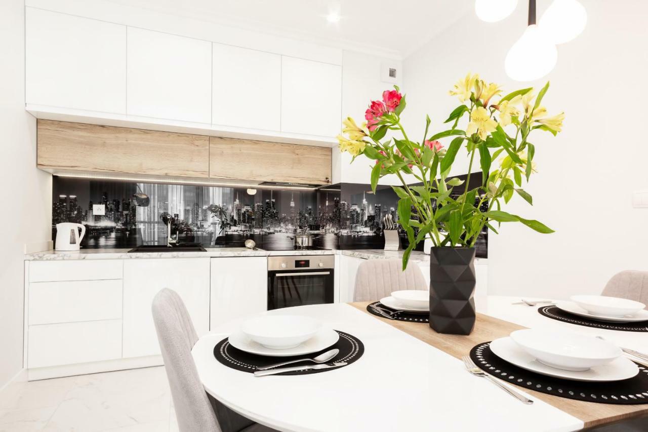 Apartments Warsaw Dzielna By Noclegi Renters 외부 사진
