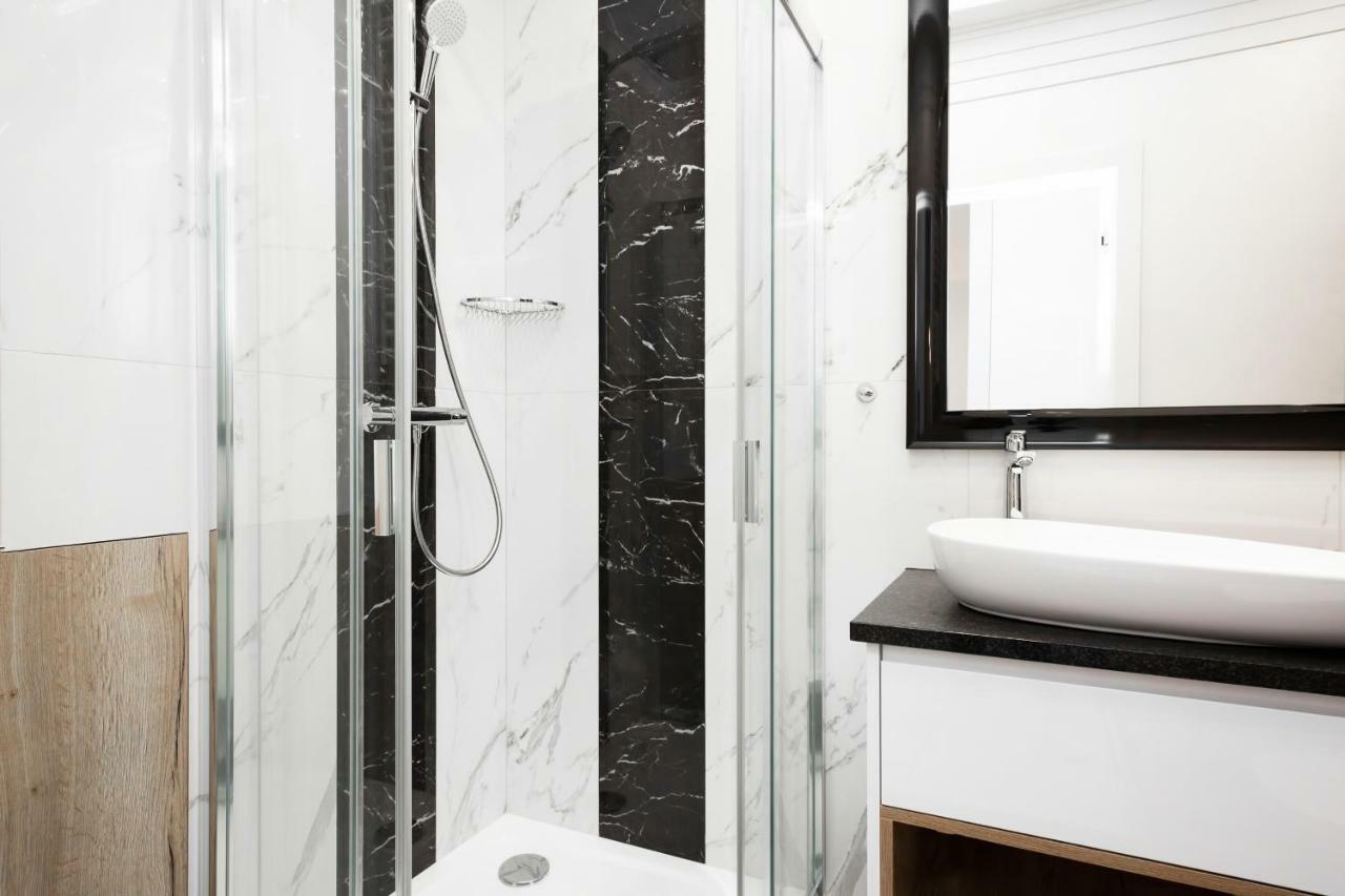 Apartments Warsaw Dzielna By Noclegi Renters 외부 사진
